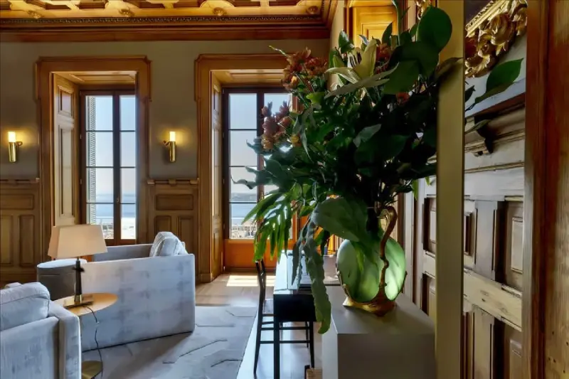 Royal Suite