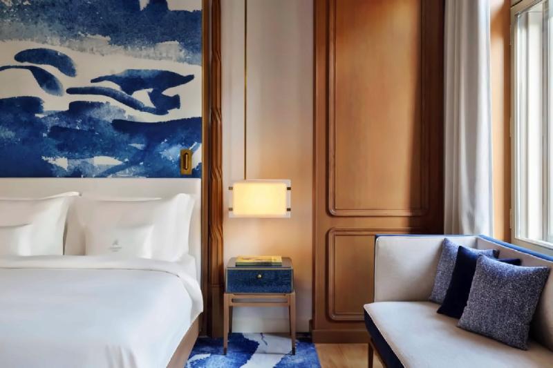  Superior City View Room