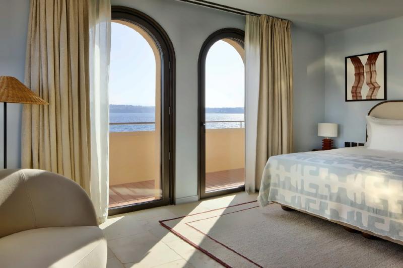 Cloister Harbour View Terrace Suite