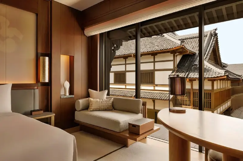 Premier Temple Room