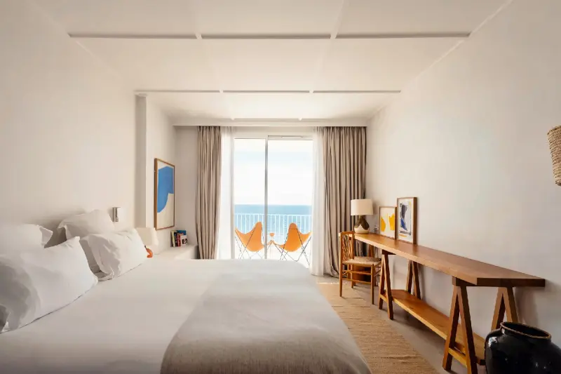 Deluxe Sea View Room