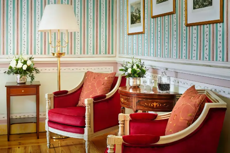 Signature Scenic View Suite
