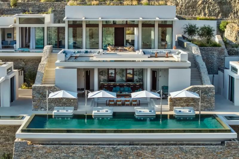 3 Bedroom Grand Seafront Villa
