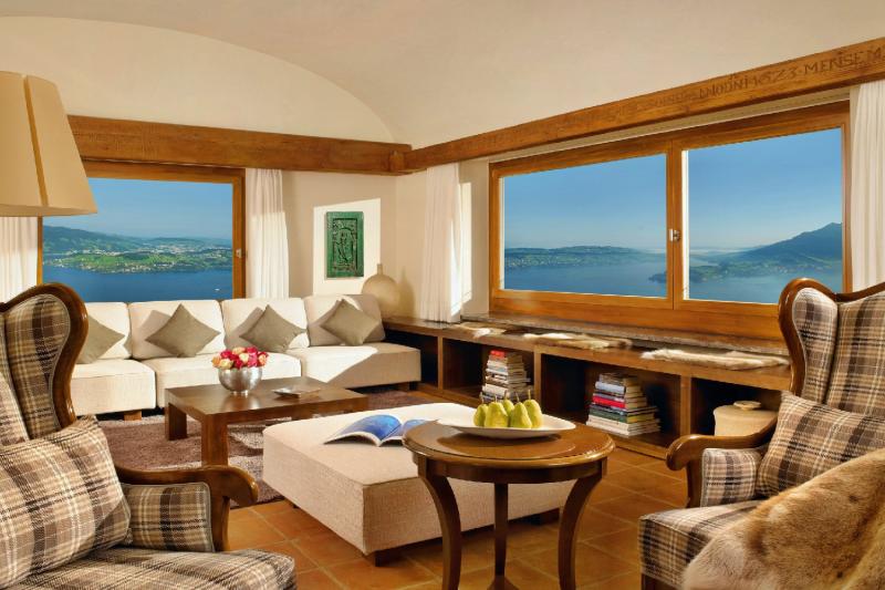 Lake View Cottage