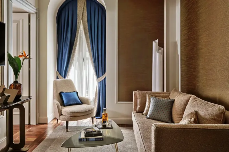 Ground Floor Suite