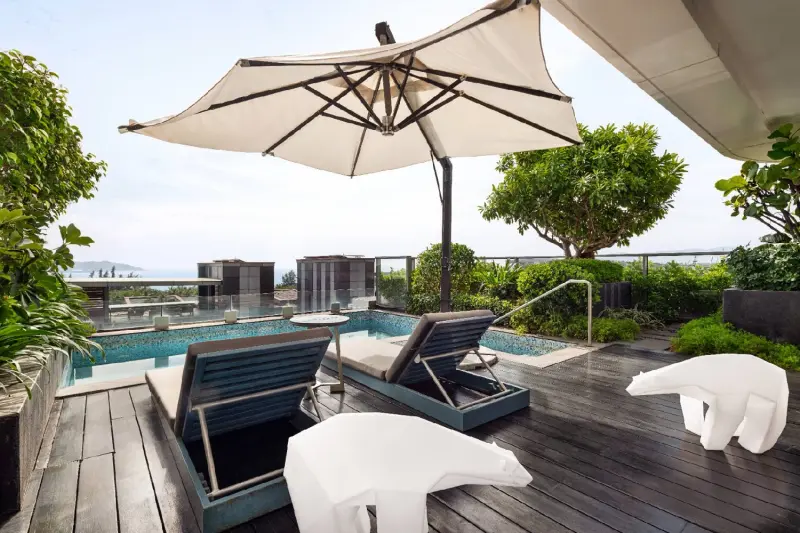 2 Bedroom Ocean View Family Pool Suite