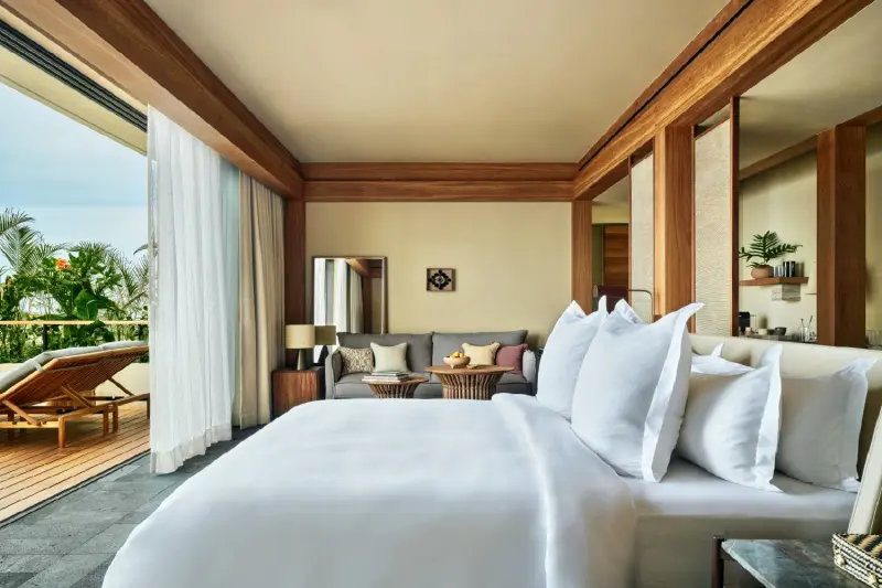 2 Bedroom Ocean View Mountain Studio Suite