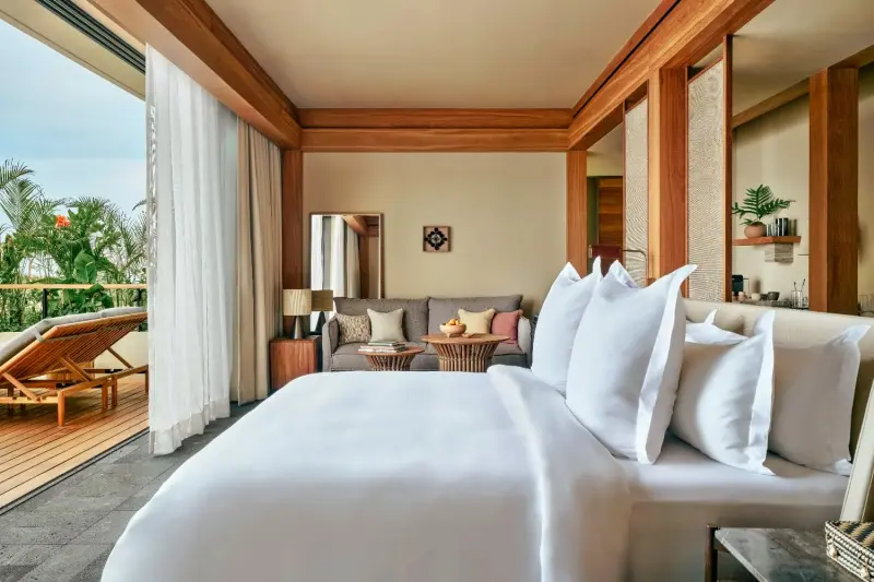 Oceanfront Mountain Studio Suite 