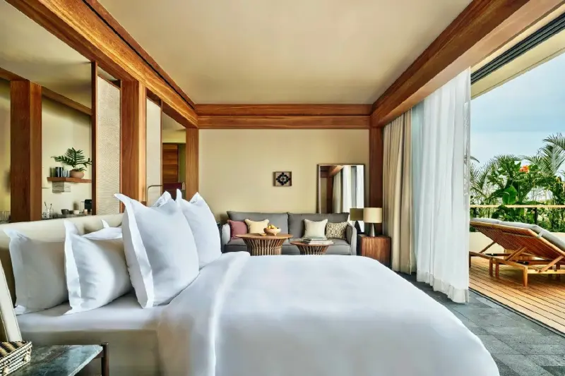 2 Bedroom Ocean View Mountain Studio Suite