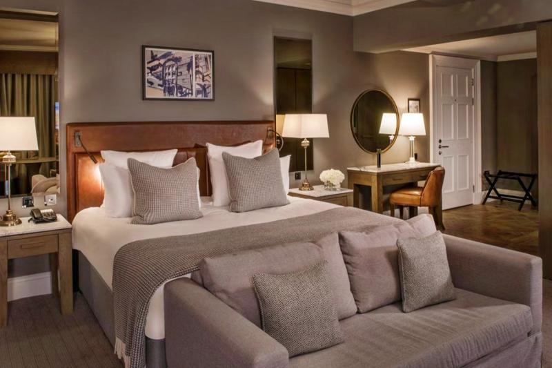 The Merchants Suite
