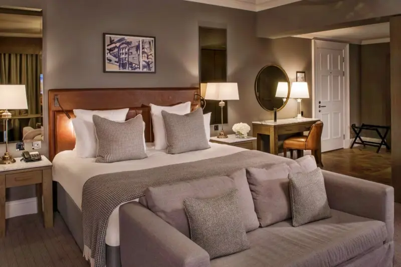 The Merchants Suite