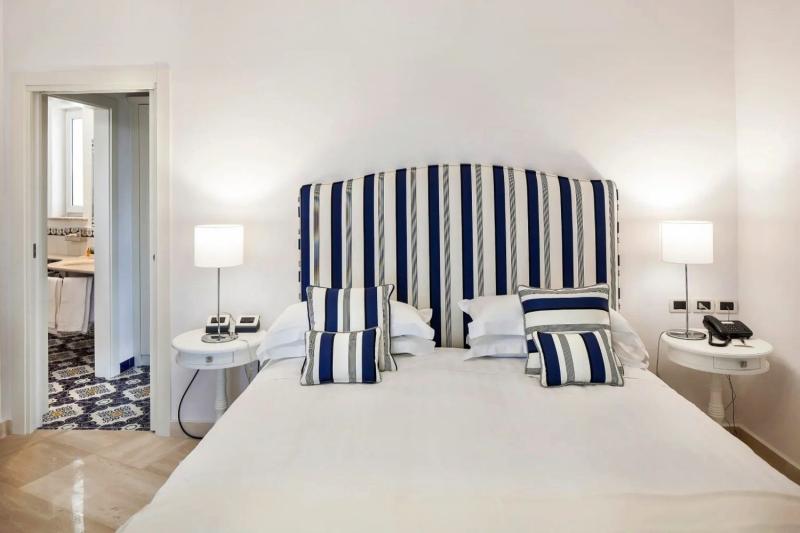 Olea Sea View Suite