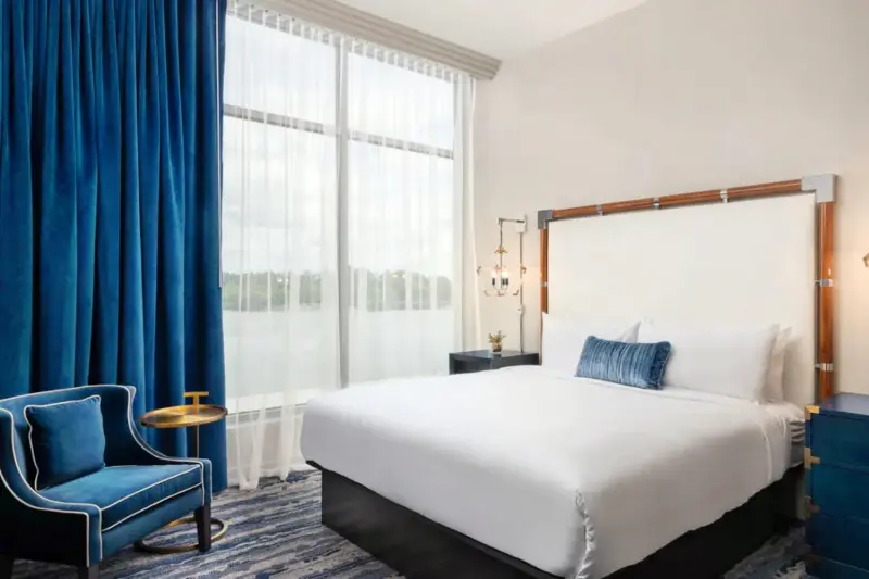 2 Bedroom Grand River View Family Suite