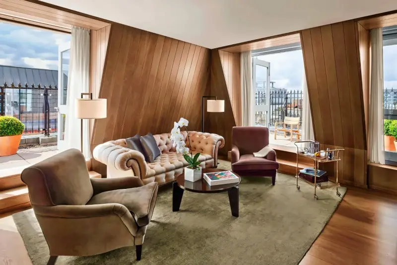 Premier Terrace Suite