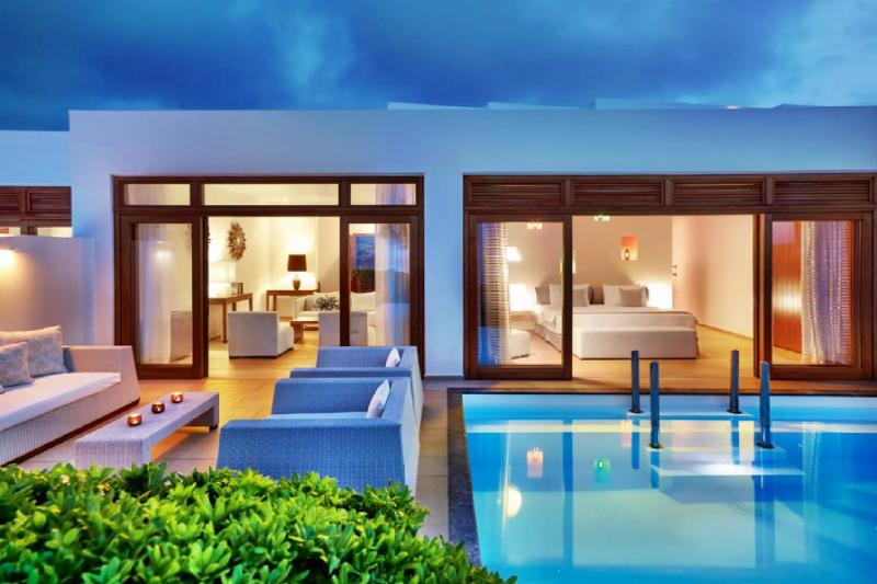 Junior Waterfront Pool Villa