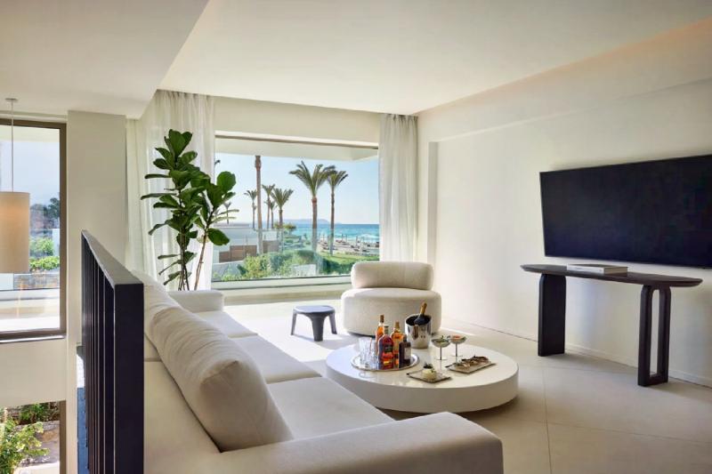 3 Bedroom Duplex Suite