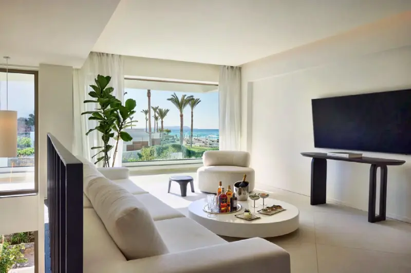 3 Bedroom Duplex Suite