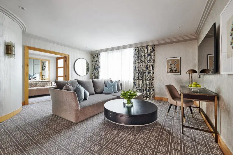 Luxury Suite