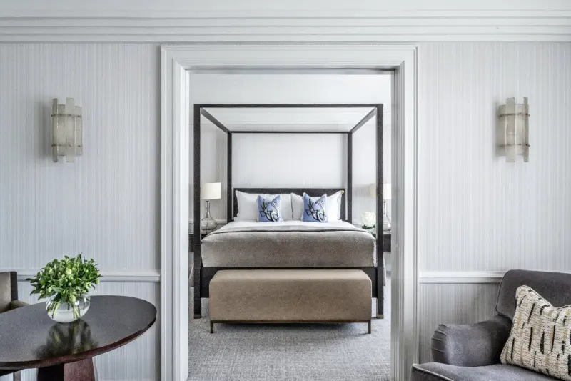 Signature Suite