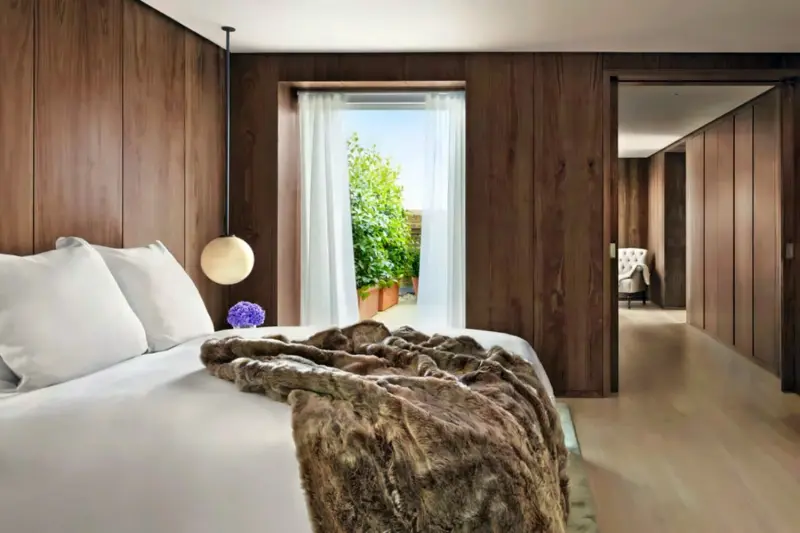 Penthouse Suite
