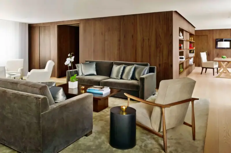 Penthouse Suite