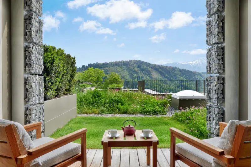 Deluxe Terrace Room