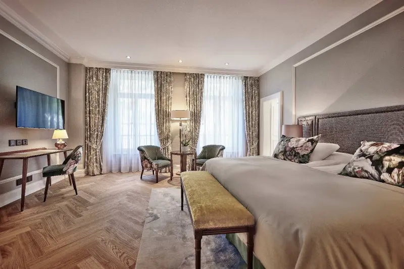Superior Room 