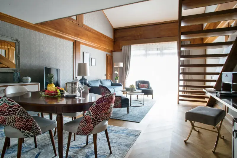 Superior Duplex Suite 