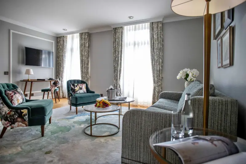 Premium Suite
