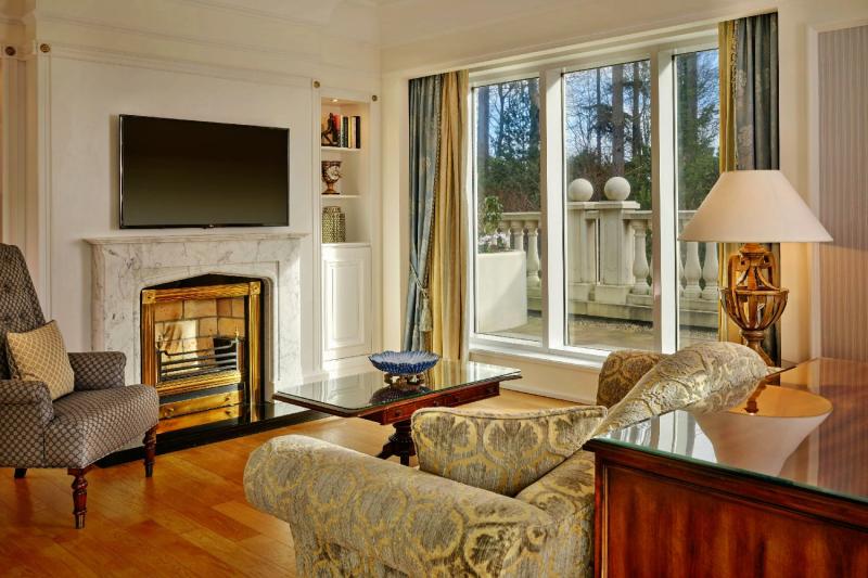 Powerscourt Suite