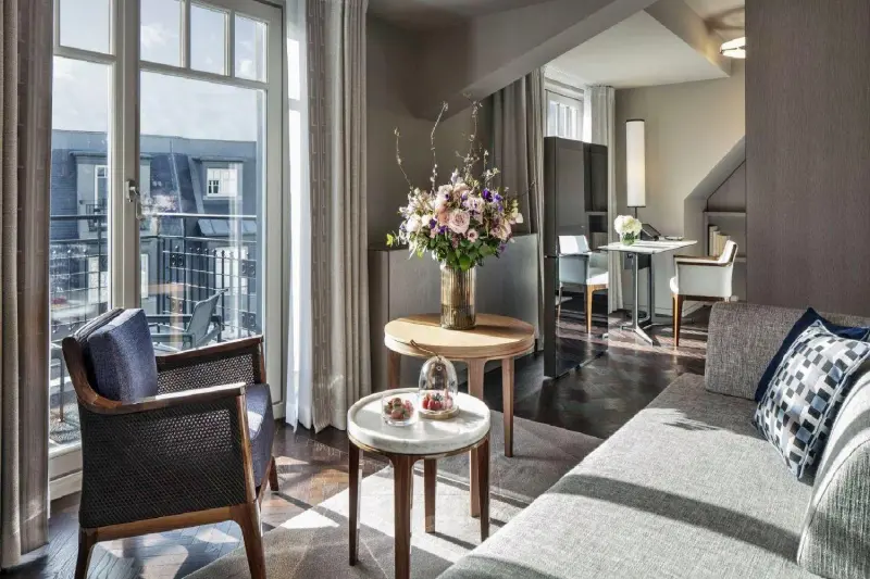 Parisian Suite