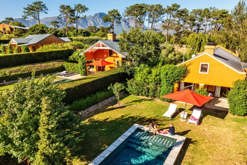 1 Bedroomed Vineyard Pool Suite 