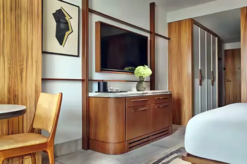 Premier Room