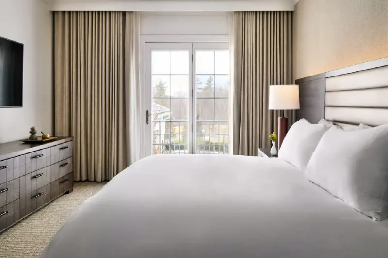 Hemlock Suite 