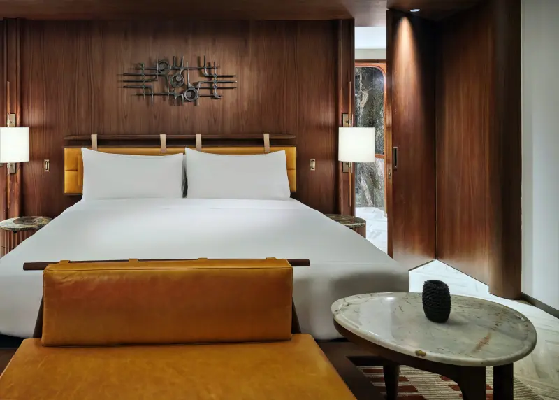 Presidential Balcony Club Suite