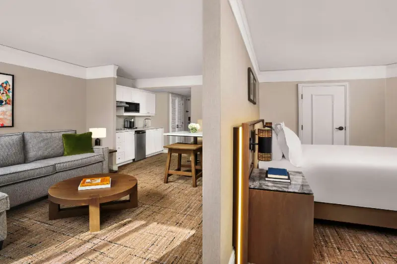 Deluxe Junior Suite