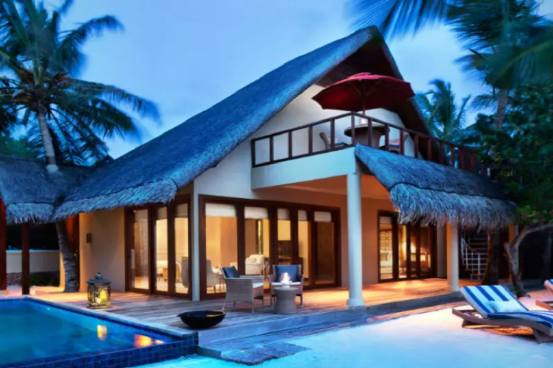 Sunset Beachfront Pool Suite
