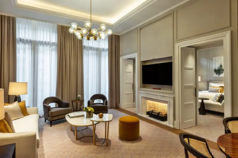 Grand Deluxe Suite