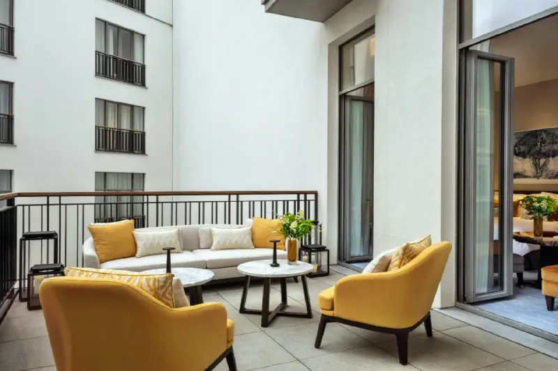 Deluxe Junior Suite 
