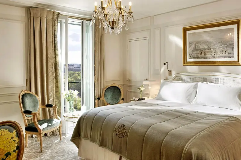 Executive Eiffel View Balcony Room