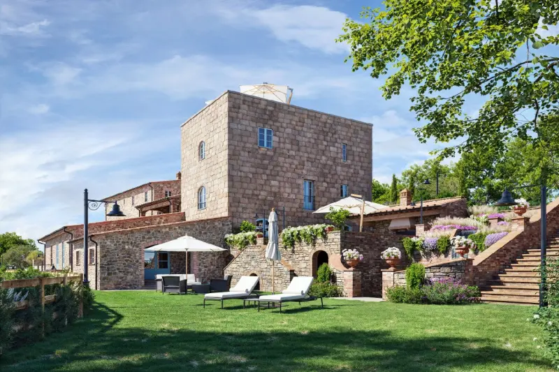 6 Bedroom Cusignano Villa
