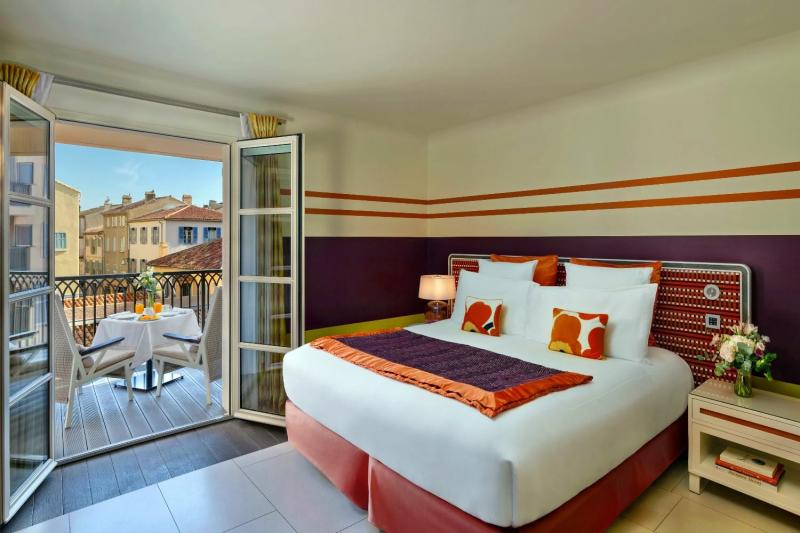 Patio Terrace Room 