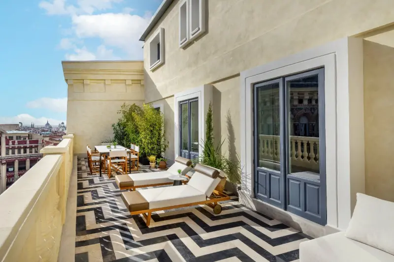 Signature Skyline View Terrace Suite