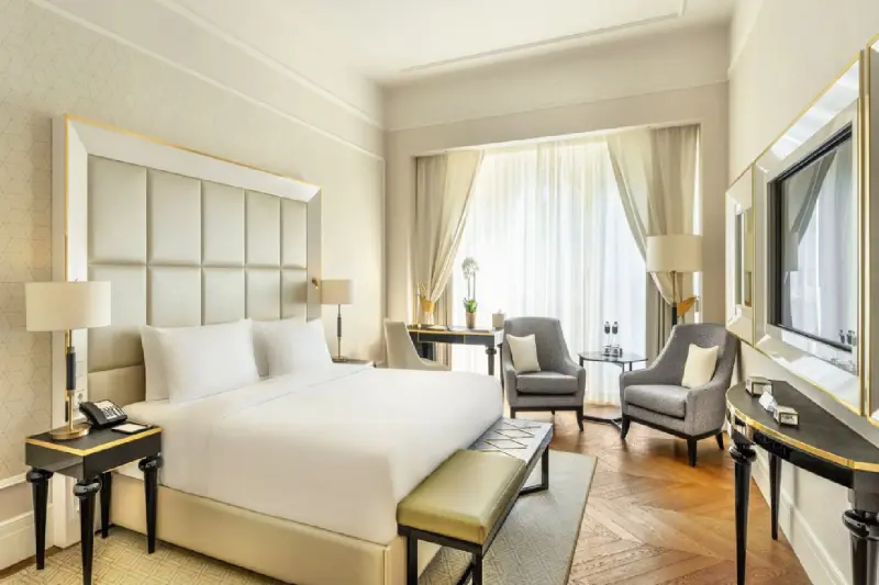 Premium Room
