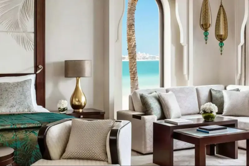 Beachfront Junior Pool Suite