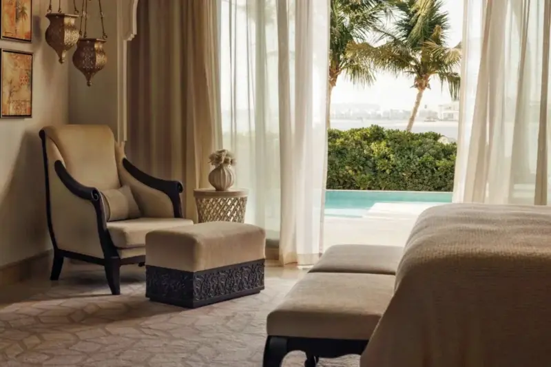 Beachfront Executive Pool Suite