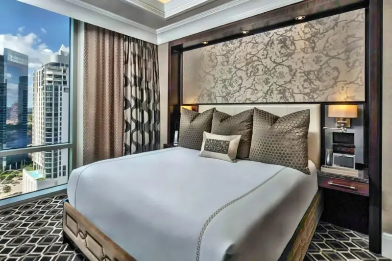 Club Executive Suite