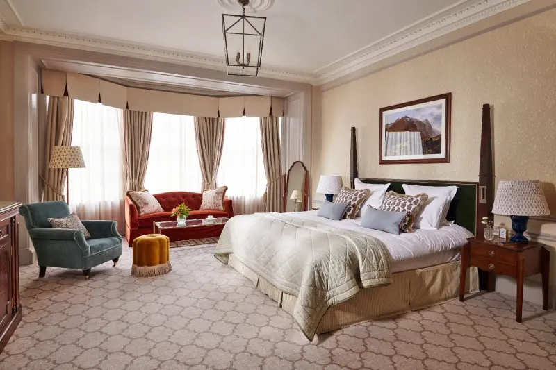 Manor Room