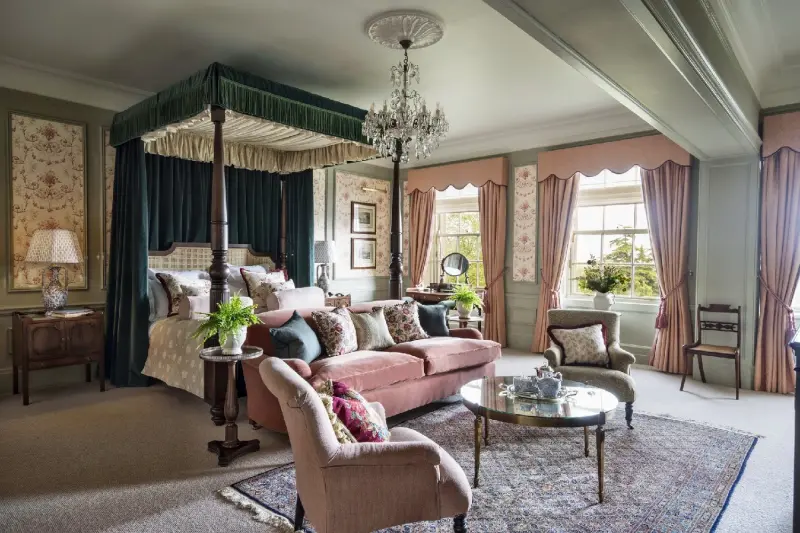Royal Lochnagar Suite