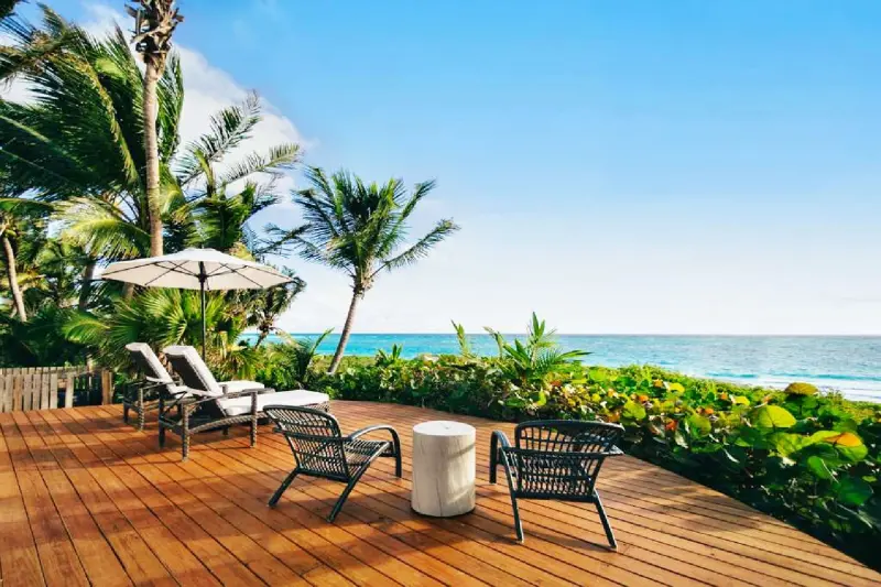 1 Bedroom Oceanfront Pool Cottage